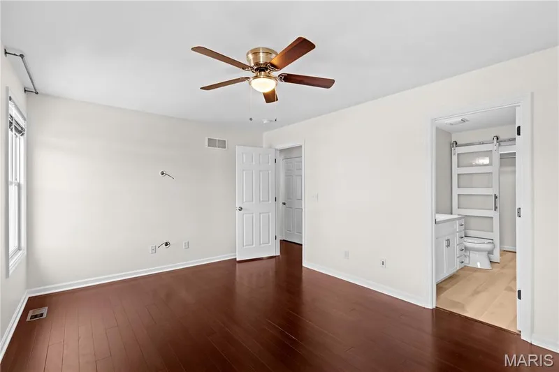 51 E Homefield Point Court, O'Fallon, MO 63366 — listing photo 14 of 35