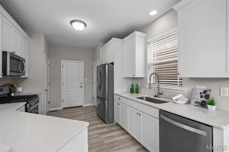 gas range/oven, dishwasher and refrigerator are included — 17 Rydal Place, St Charles, MO 63303