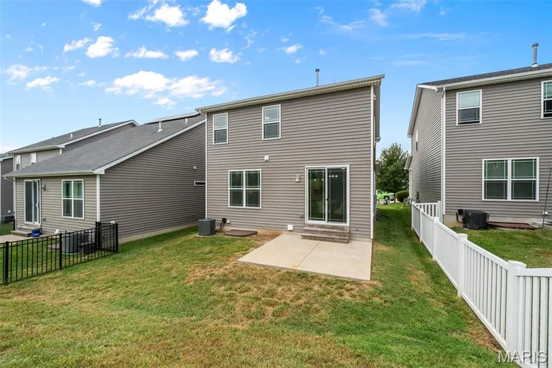 17 Rydal Place, St Charles, MO 63303 — listing photo 45 of 54