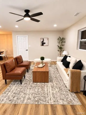 403 Prince Charles Drive, O'Fallon, MO 63366 — listing photo 4 of 23