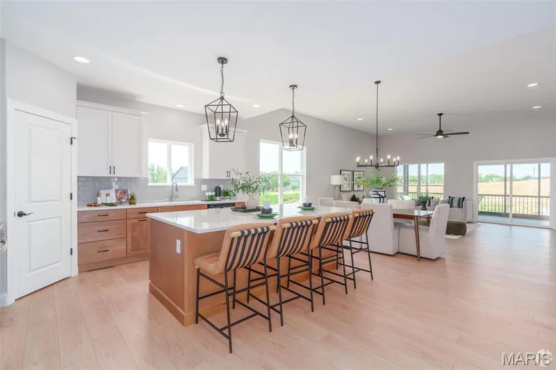 1 Magnolia, O'Fallon, MO 63366 — listing photo 2 of 9