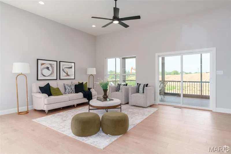 1 Magnolia, O'Fallon, MO 63366 — listing photo 5 of 9