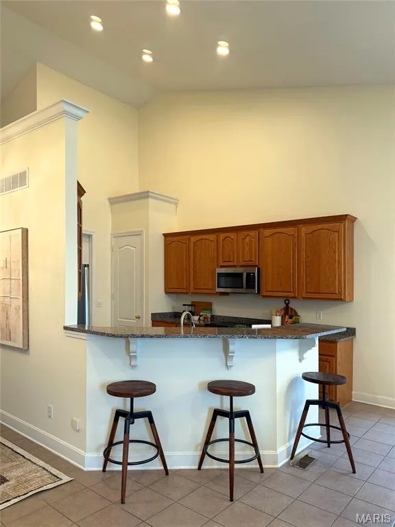 213 Woodland Place Court, St Charles, MO 63303 — listing photo 8 of 28