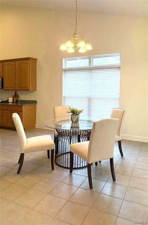 213 Woodland Place Court, St Charles, MO 63303 — listing photo 10 of 28