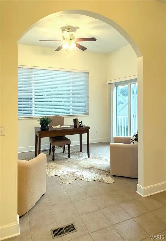 213 Woodland Place Court, St Charles, MO 63303 — listing photo 11 of 28