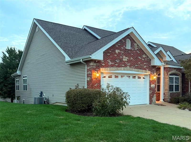 213 Woodland Place Court, St Charles, MO 63303 — listing photo 21 of 28