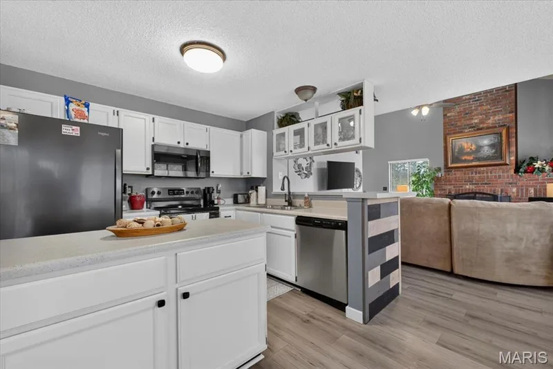 1710 Hemingway Lane #B, Weldon Spring, MO 63304 — listing photo 10 of 38
