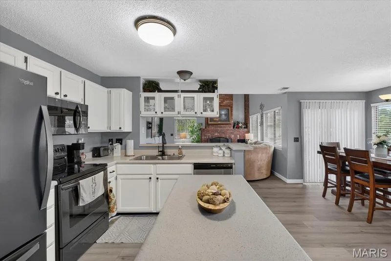 1710 Hemingway Lane #B, Weldon Spring, MO 63304 — listing photo 11 of 38