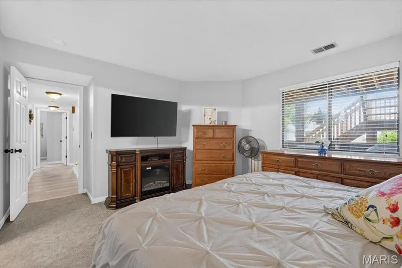 1710 Hemingway Lane #B, Weldon Spring, MO 63304 — listing photo 18 of 38