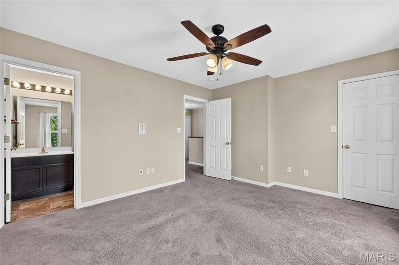 3213 Camp Street, St Charles, MO 63301 — listing photo 27 of 43