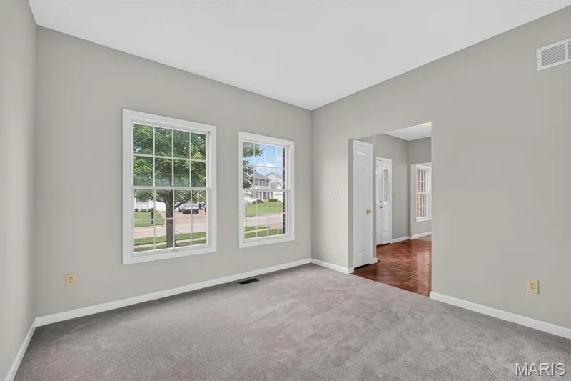 2340 Quaint Cottage Drive #1216, O'Fallon, MO 63368 — listing photo 9 of 47