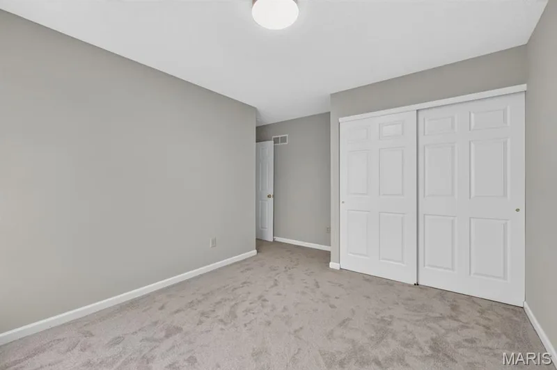 2340 Quaint Cottage Drive #1216, O'Fallon, MO 63368 — listing photo 27 of 47