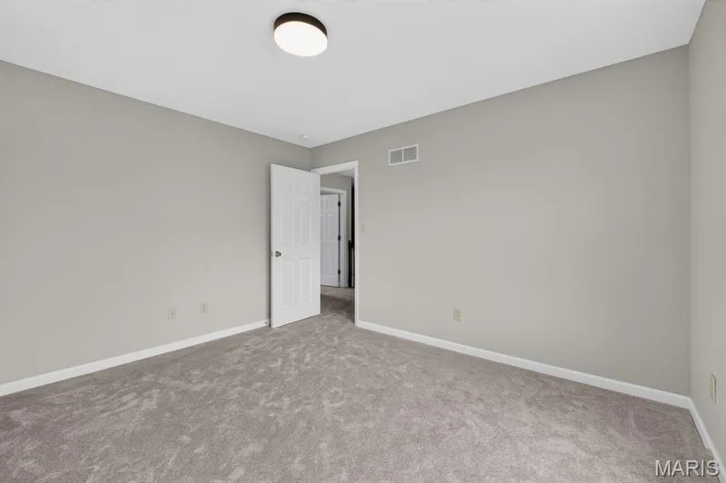 2340 Quaint Cottage Drive #1216, O'Fallon, MO 63368 — listing photo 30 of 47