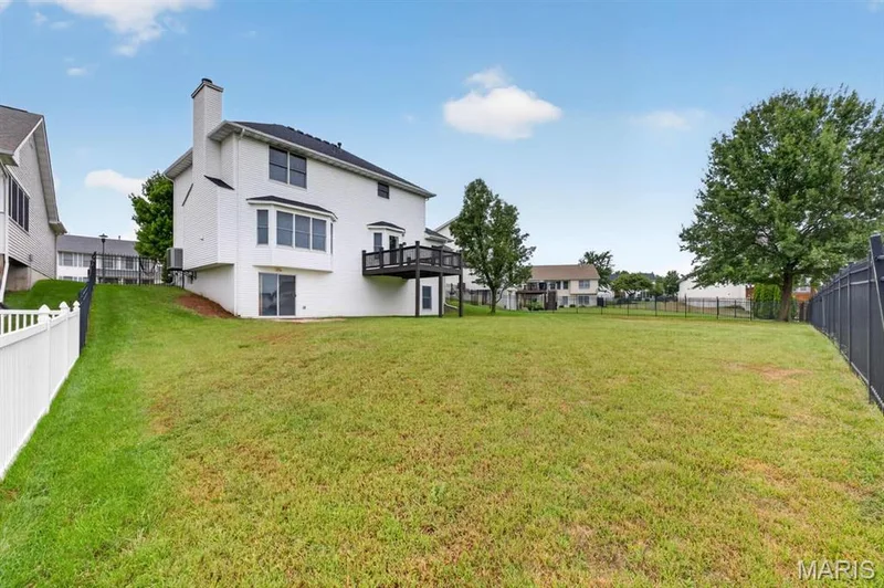 2340 Quaint Cottage Drive #1216, O'Fallon, MO 63368 — listing photo 43 of 47