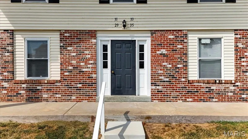 29 Delray Court #D, St Peters, MO 63376 — listing photo 2 of 25
