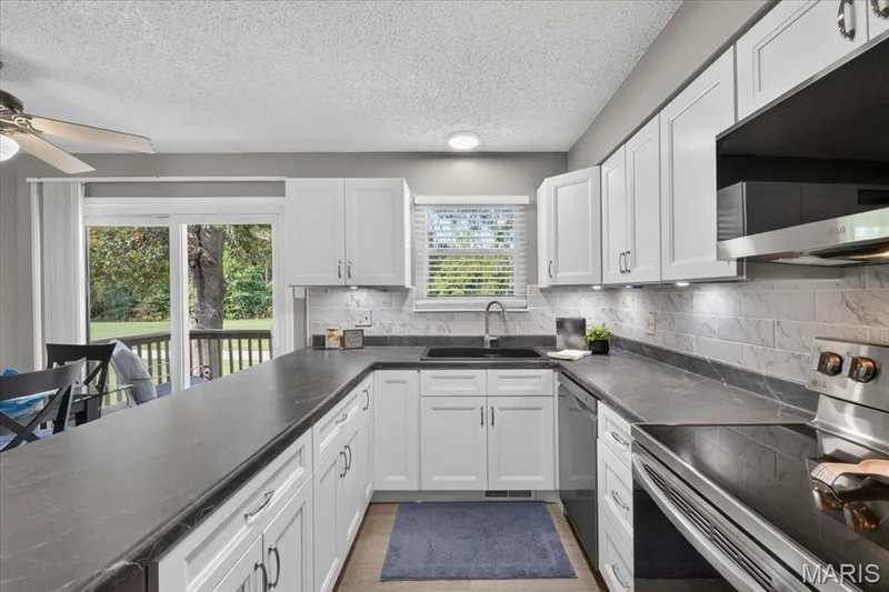 29 Delray Court #D, St Peters, MO 63376 — listing photo 8 of 25
