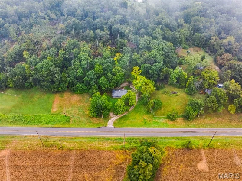 18651 Saint Albans Road, Wildwood, MO 63038 — listing photo 17 of 41