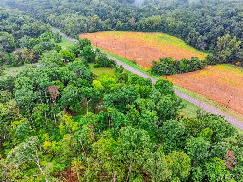 18651 Saint Albans Road, Wildwood, MO 63038 — listing photo 23 of 41