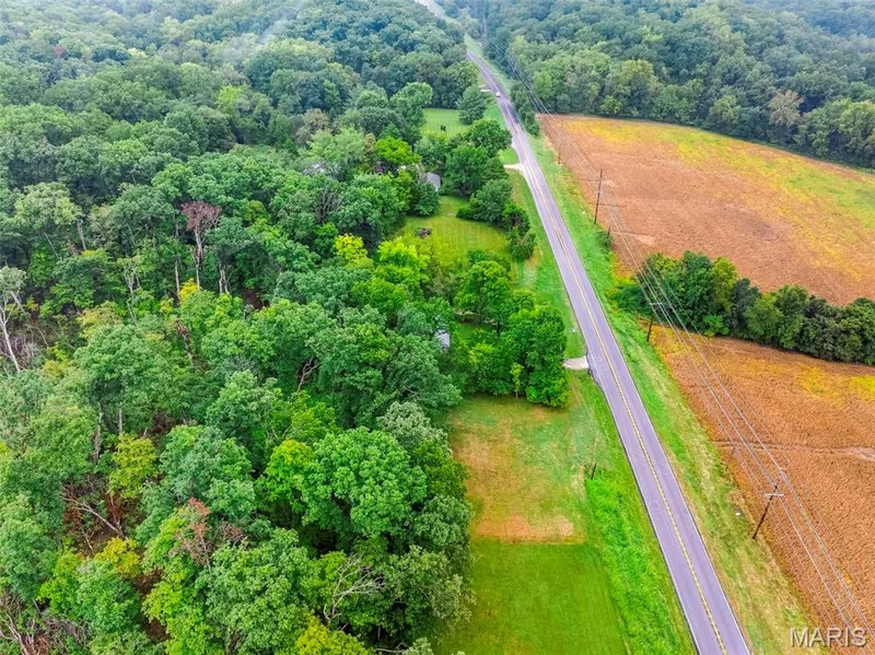 18651 Saint Albans Road, Wildwood, MO 63038 — listing photo 24 of 41
