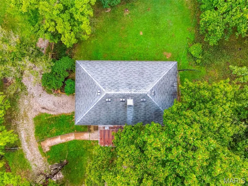 18651 Saint Albans Road, Wildwood, MO 63038 — listing photo 32 of 41