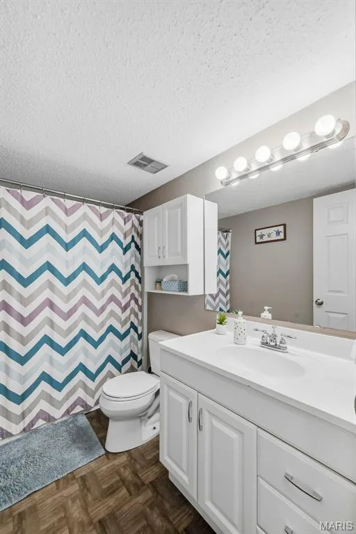 1465 Heritage Landing #401, St Charles, MO 63303 — listing photo 24 of 33