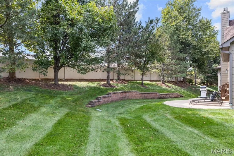 18 Maryells Way, St Charles, MO 63303 — listing photo 4 of 7