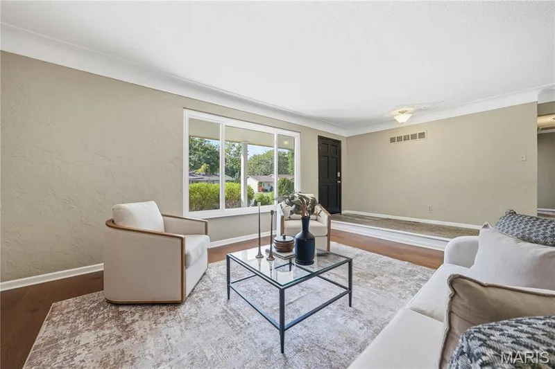 2908 Westminister Drive, St Charles, MO 63301 — listing photo 5 of 25