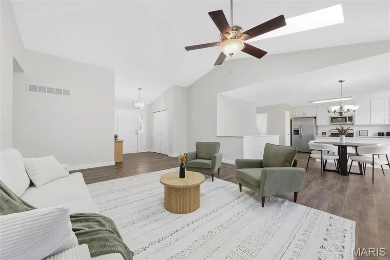 7 Town Cryer Court, O'Fallon, MO 63366 — listing photo 7 of 56