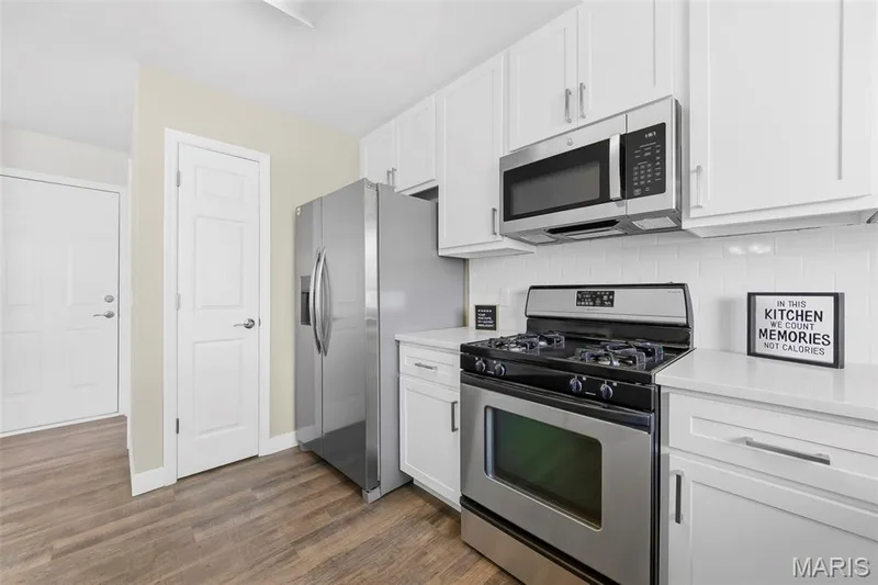 7 Town Cryer Court, O'Fallon, MO 63366 — listing photo 18 of 56