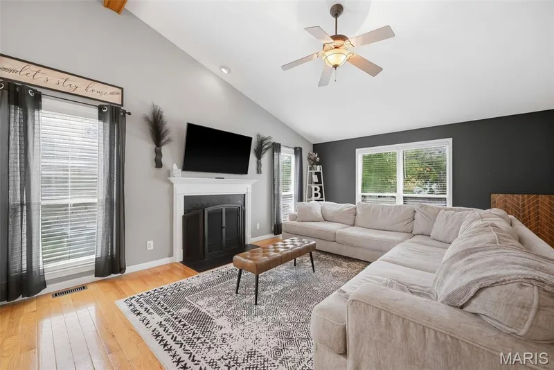 6 Queensboro Drive, O'Fallon, MO 63376 — listing photo 7 of 37