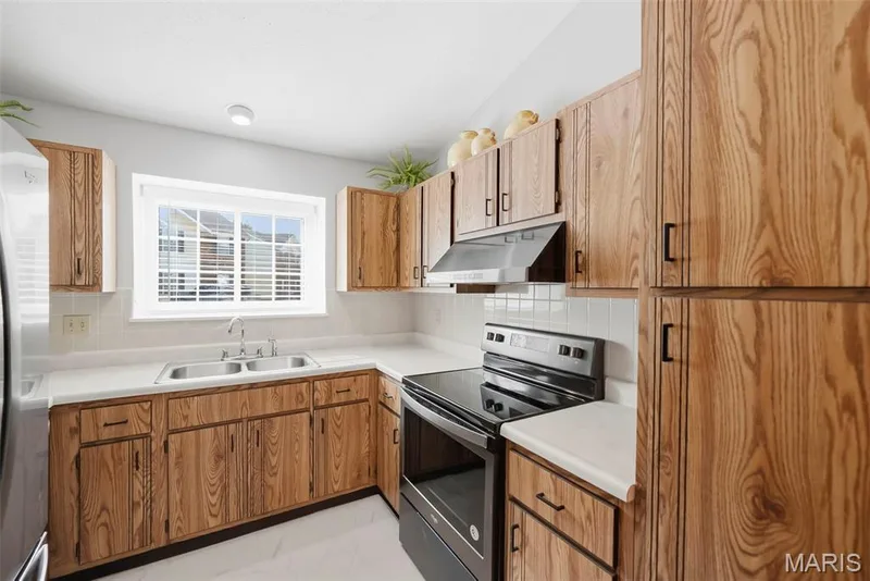 419 Cambridge Place #A, St Peters, MO 63376 — listing photo 8 of 29