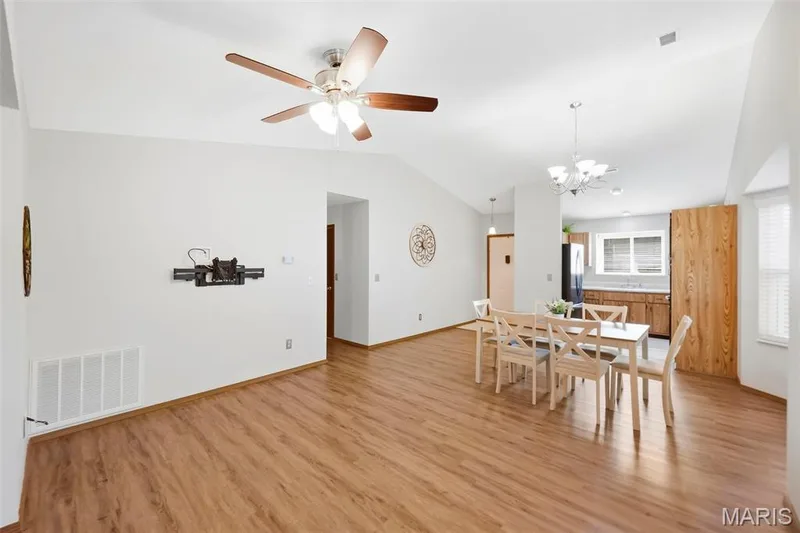 419 Cambridge Place #A, St Peters, MO 63376 — listing photo 14 of 29
