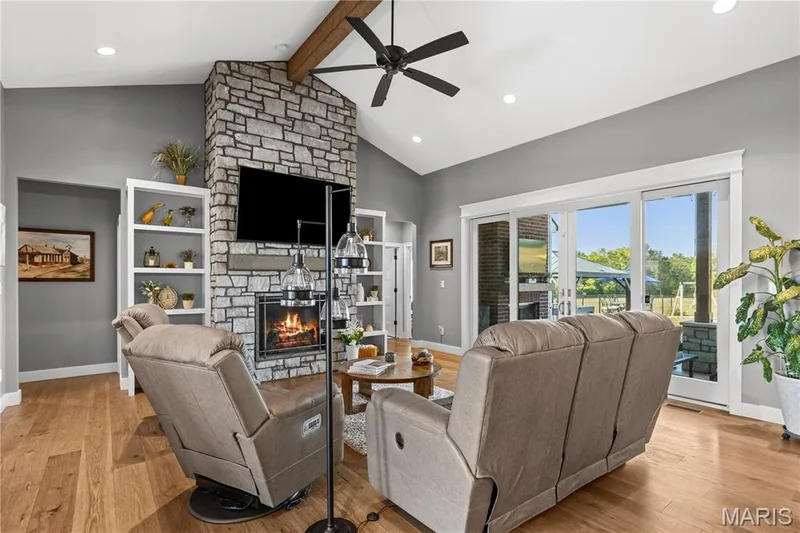 129 Lonesome Dove Way, Foristell, MO 63348 — listing photo 13 of 40