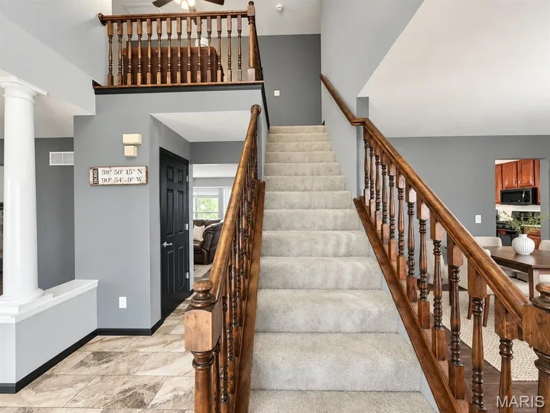 2548 Autumn Fields Lane, Wentzville, MO 63385 — listing photo 2 of 34