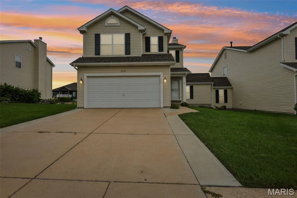 206 Colonial Crossing, Wentzville, MO 63385 — listing photo 1 of 47