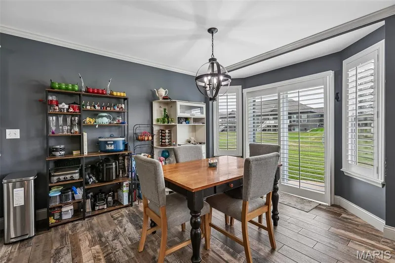 206 Colonial Crossing, Wentzville, MO 63385 — listing photo 13 of 47