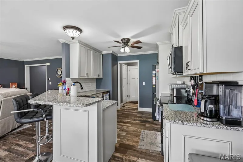 206 Colonial Crossing, Wentzville, MO 63385 — listing photo 16 of 47