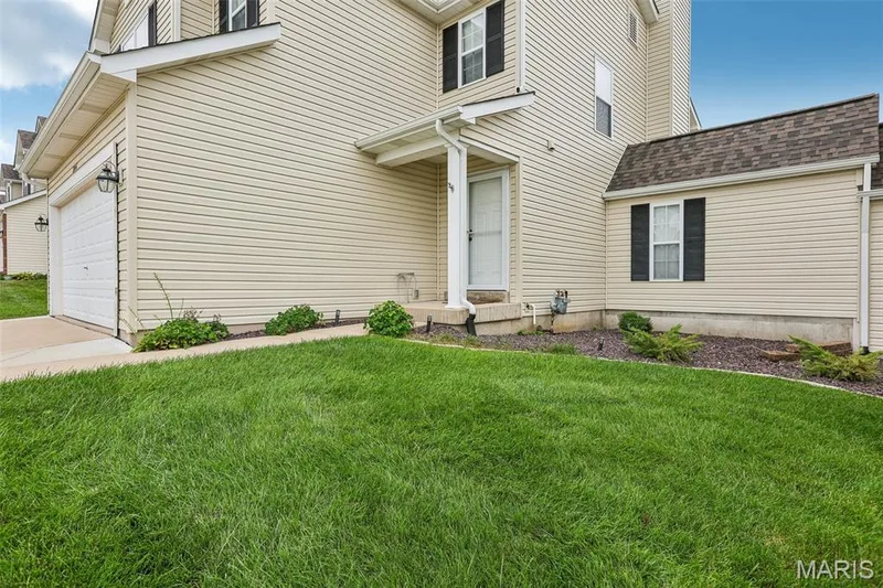 206 Colonial Crossing, Wentzville, MO 63385 — listing photo 39 of 47