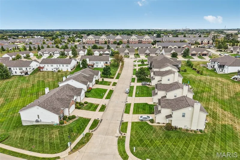 206 Colonial Crossing, Wentzville, MO 63385 — listing photo 41 of 47