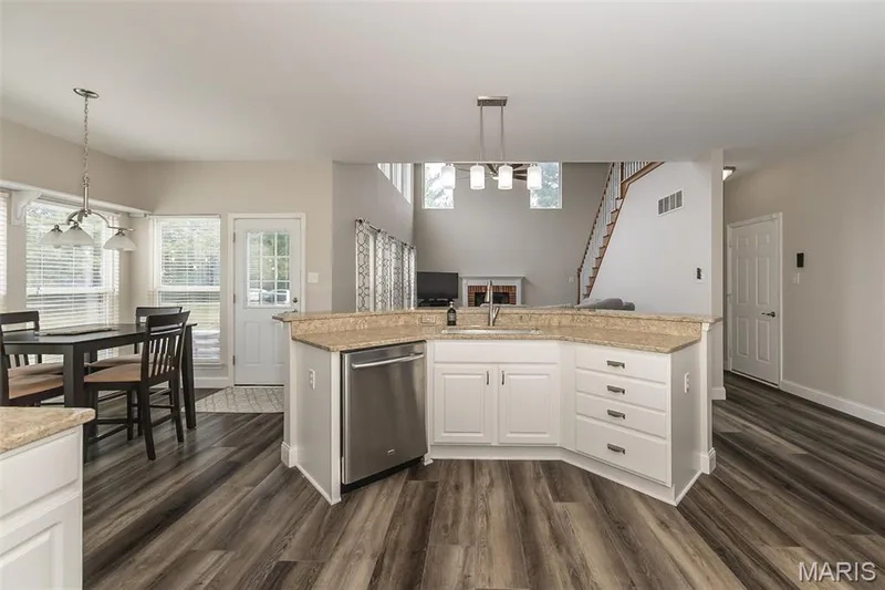 472 Brookhaven Court, O'Fallon, MO 63368 — listing photo 20 of 64