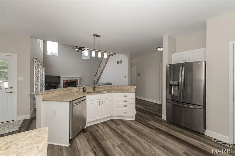 472 Brookhaven Court, O'Fallon, MO 63368 — listing photo 23 of 64