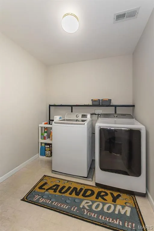 Upper Level Laundry Room — 472 Brookhaven Court, O'Fallon, MO 63368