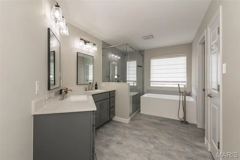 2023 Primary Spa bathroom — 472 Brookhaven Court, O'Fallon, MO 63368