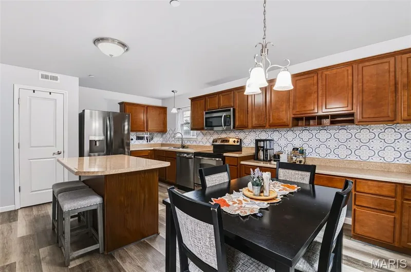 312 Bramblett Hills, O'Fallon, MO 63366 — listing photo 9 of 24
