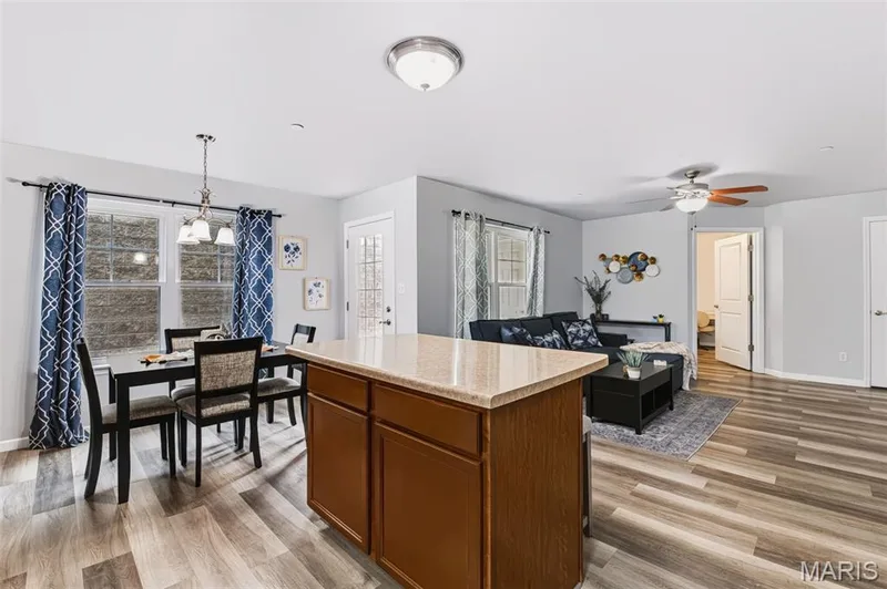 312 Bramblett Hills, O'Fallon, MO 63366 — listing photo 11 of 24
