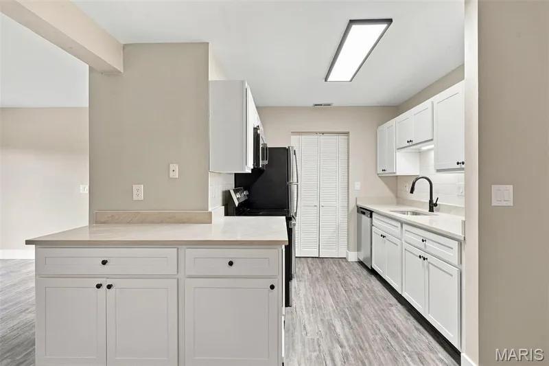 Brand new kitchen with plenty of counter space! — 2415 Sandalwood Creek Court #C, Wildwood, MO 63038