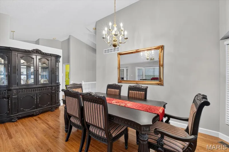 Dining room has vaulted ceiling — 2169 Farnsworth Drive #1424A, O'Fallon, MO 63368