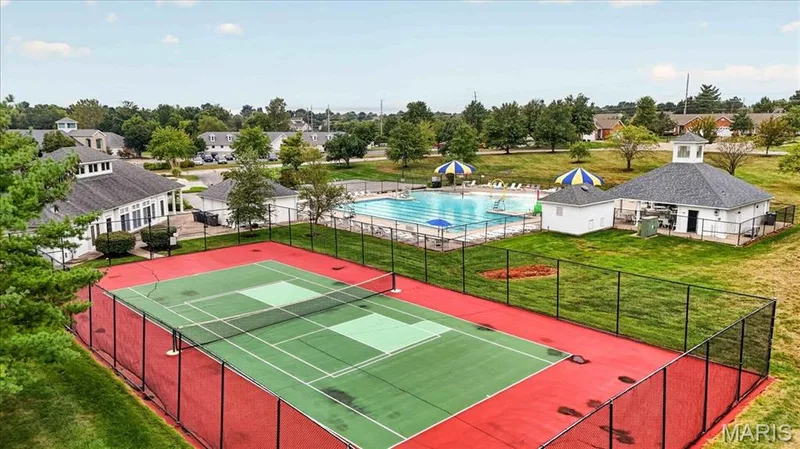Sudivision tennis courts — 2169 Farnsworth Drive #1424A, O'Fallon, MO 63368