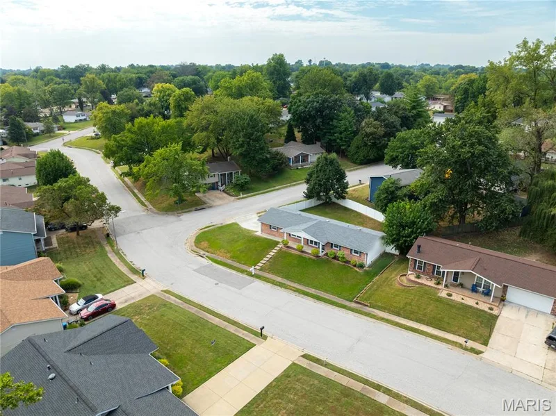 Additional content — 3025 Sherwood Lane, St Charles, MO 63301