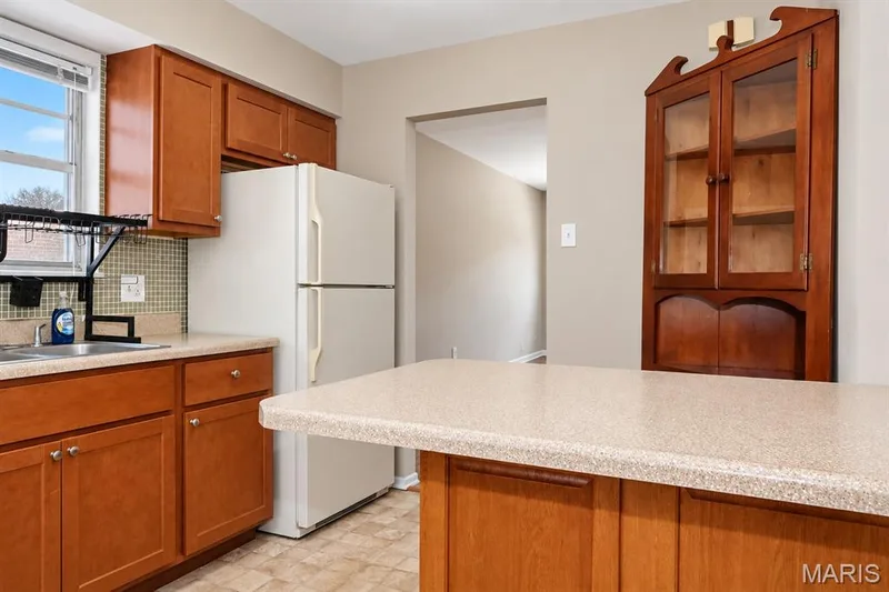 833-883 Cole Boulevard, St Charles, MO 63301 — listing photo 5 of 18